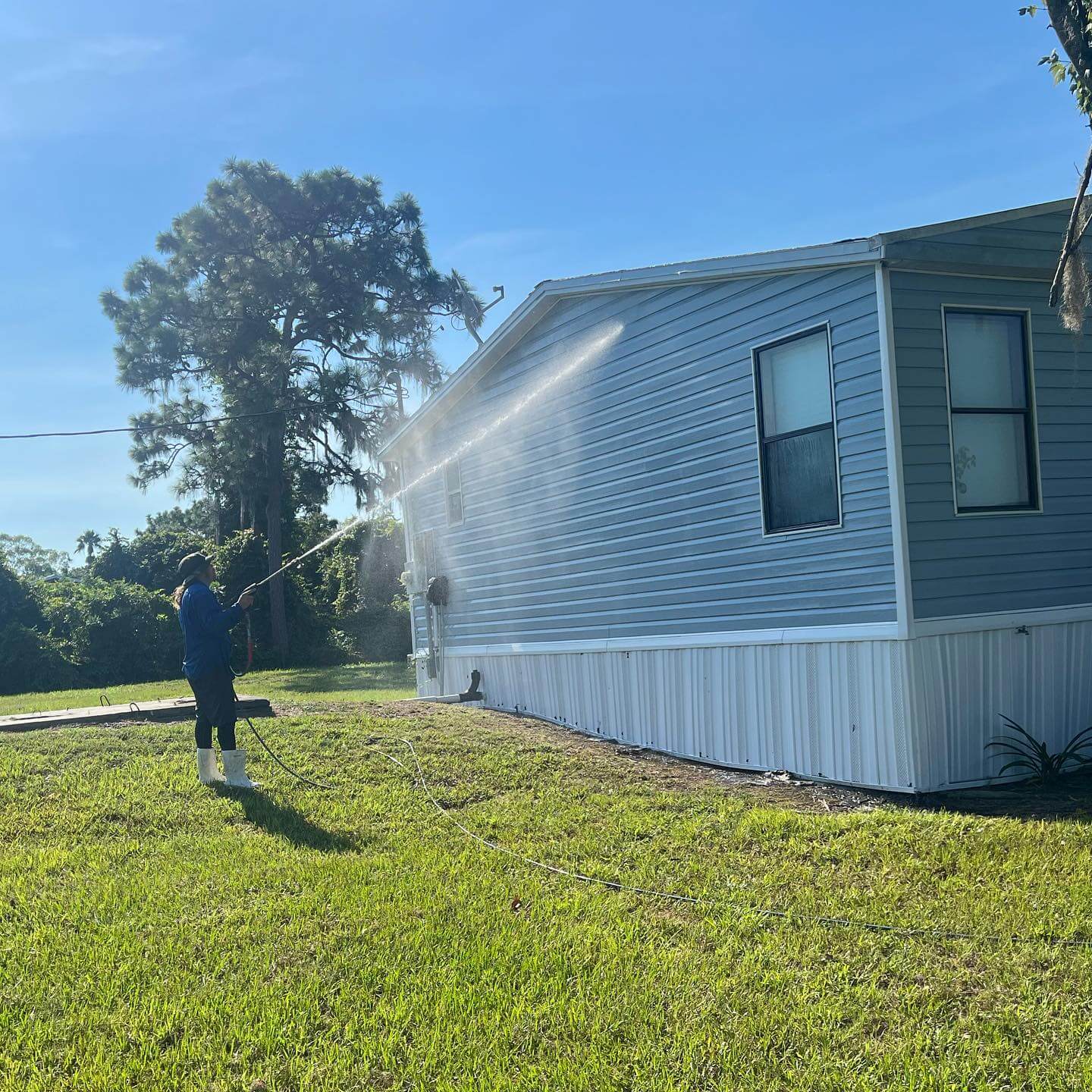 Inverness, FL House Washing